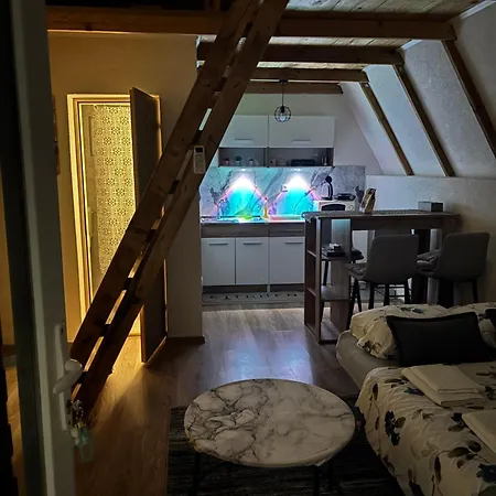 Lajla Lejlighed *